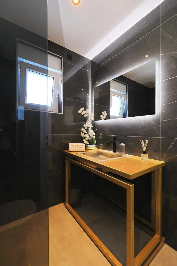 Adastra Apartments มาสเลนีซา ภายนอก รูปภาพ