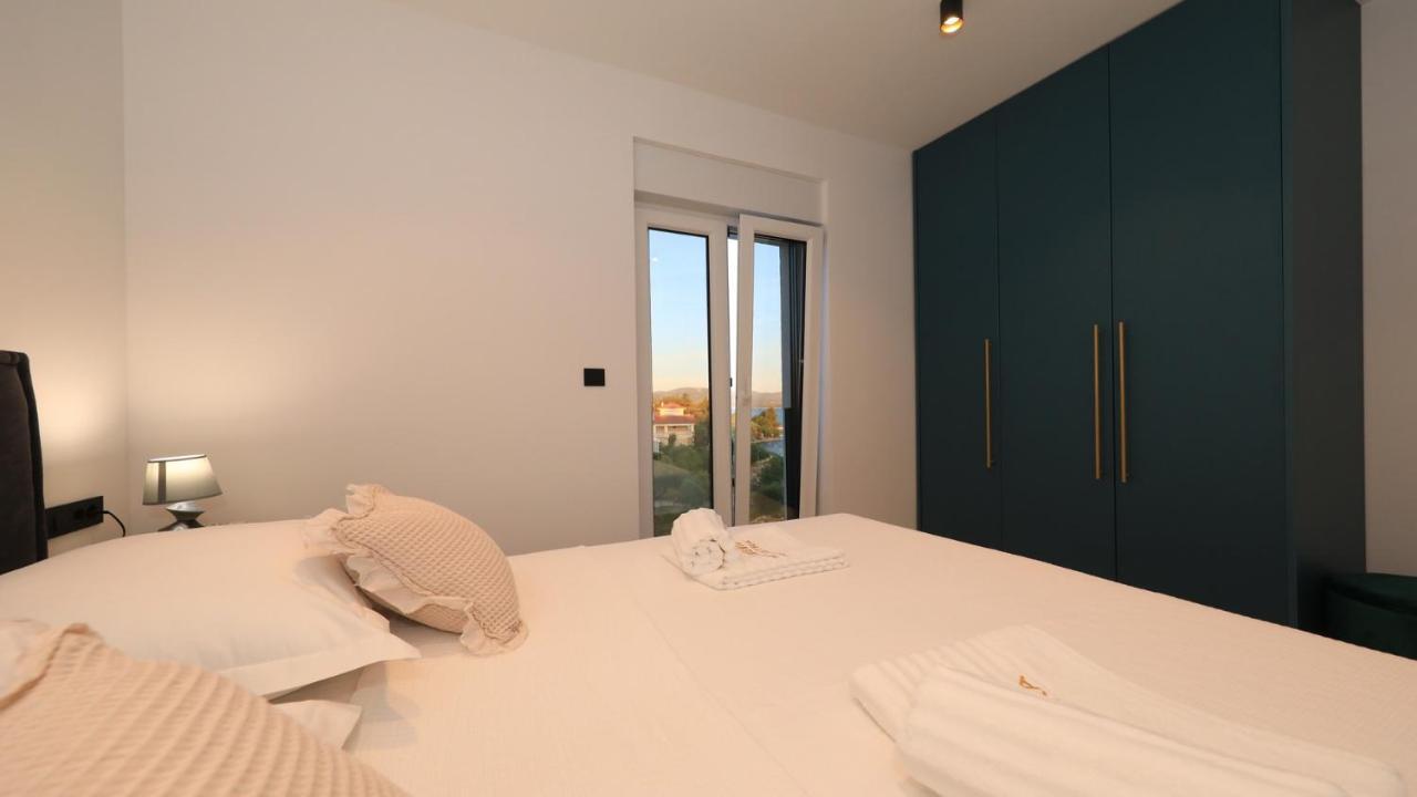 Adastra Apartments มาสเลนีซา ภายนอก รูปภาพ